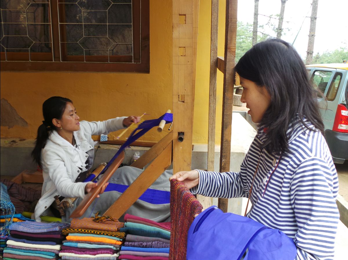 Weaving centre01